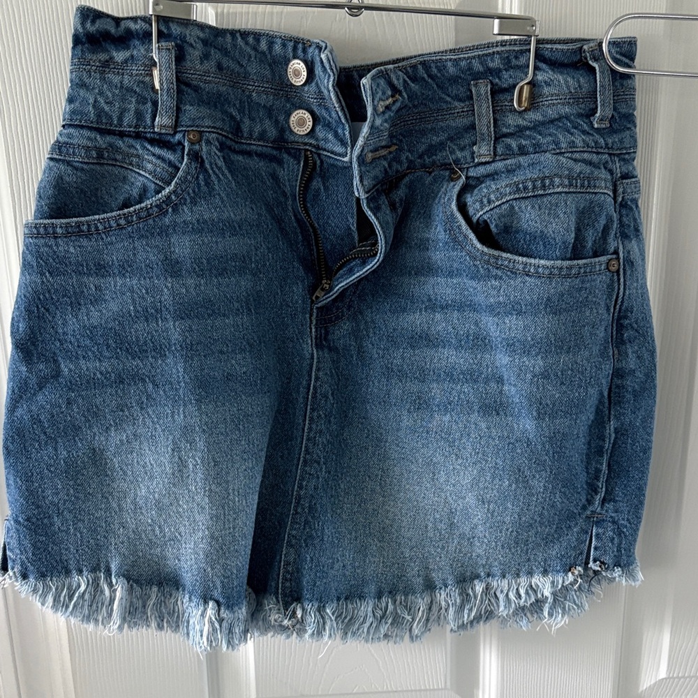 KANCAN Blue Denim Pencil Skirt with Frayed Hem